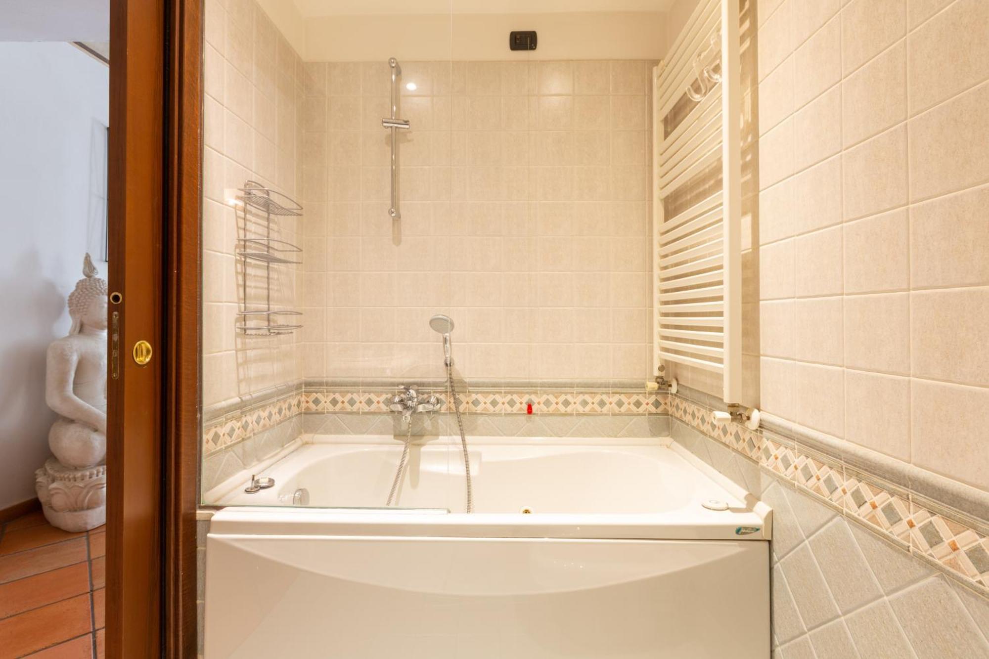 Cosy Two Bedroom Apartment Close To Navigli Milano Dış mekan fotoğraf
